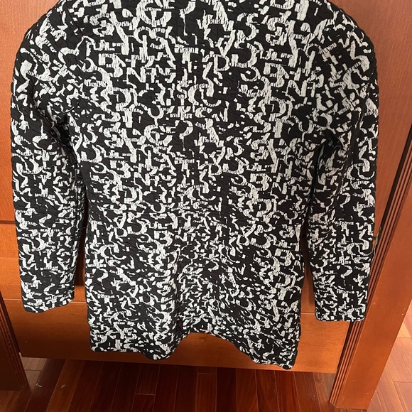 Tonia Debellis made in Canada jacket. Stretch! - Picture 6 of 14